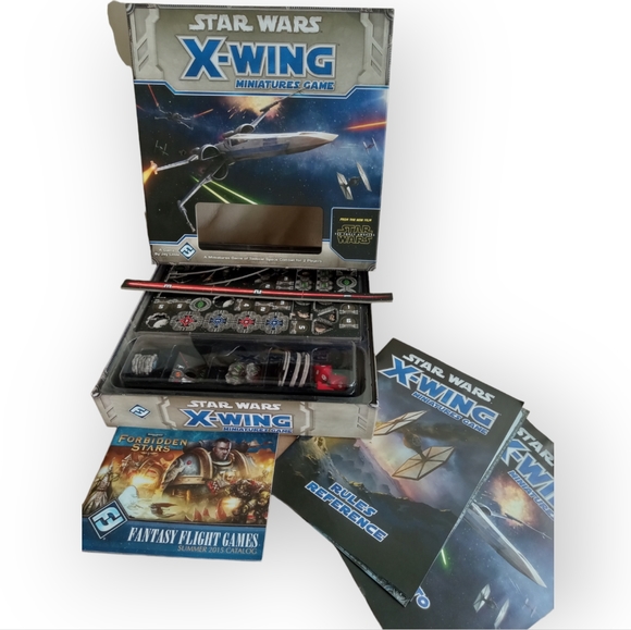STAR Wars X-Wing Miniatures Game 2-player Starter Box Set - Picture 5 of 10